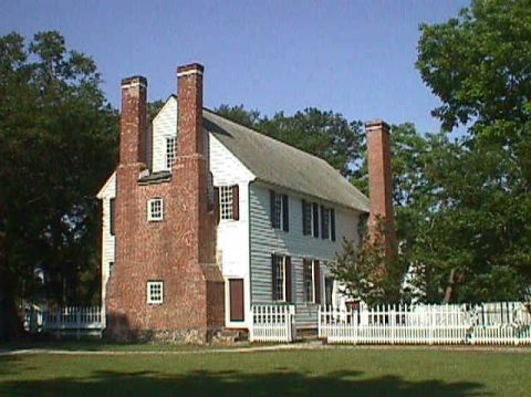 Palmer Marsh House, Main Street in Bath, Beaufort County. NC Historical Marker BB-33. Image courtesy of North Carolina Office of Archives & History. 